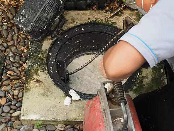 Why Choose Revere Plumbing Pros for Clogged Drain Repair in Revere, MA?